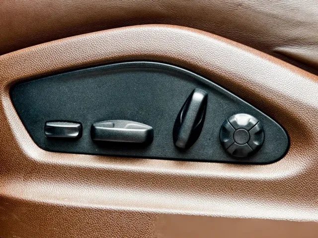Porsche Cayenne — Фото автомобиля 22