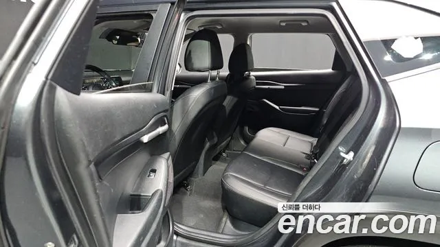 Kia Seltos — Фото автомобиля 23