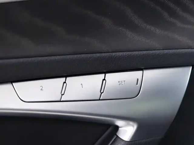 Audi A6L — Фото автомобиля 14