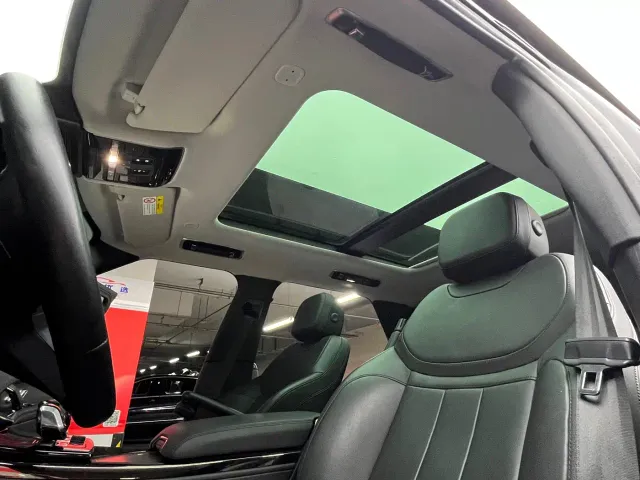Land Rover Range Rover Sport — Фото автомобиля 10