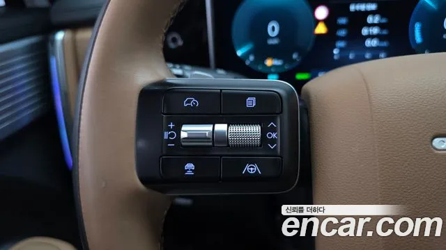 Hyundai Santa Fe MX5 — Фото автомобиля 15