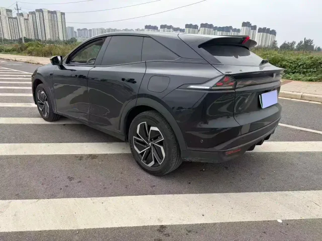 Deepal S07 — Фото автомобиля 9