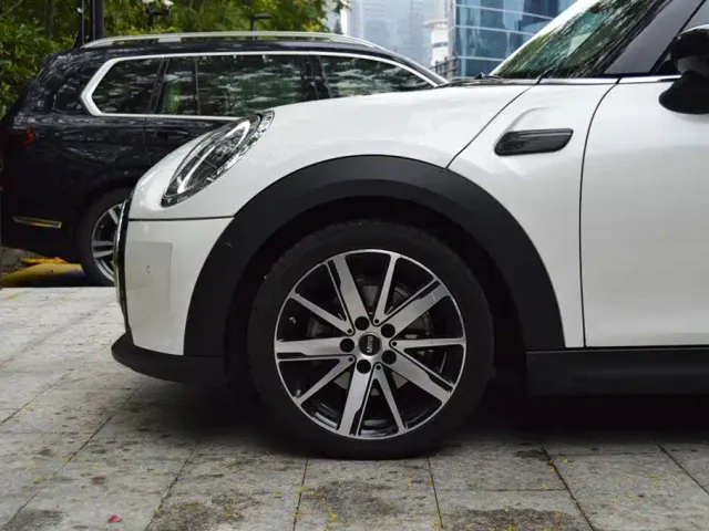 MINI Hatch — Фото автомобиля 6