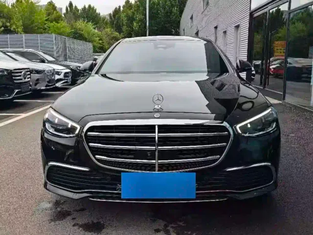Mercedes-Benz S-Class — Фото автомобиля 2