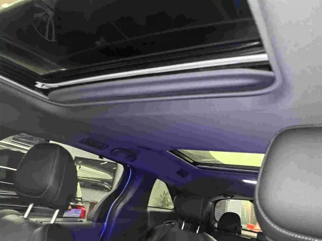 Toyota Sienna — Фото автомобиля 11