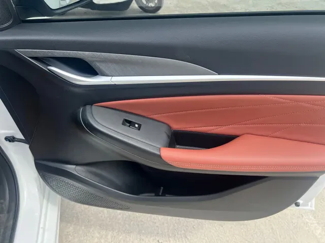 Changan Eado — Фото автомобиля 12