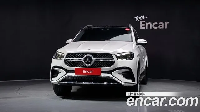 Mercedes-Benz GLE-Class — Фото автомобиля 3