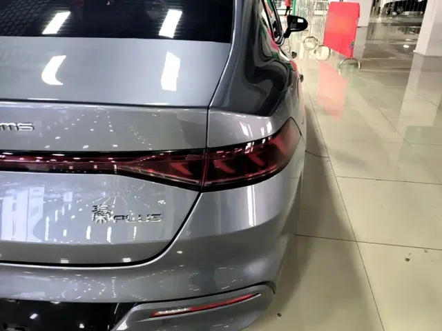 BYD Qin PLUS — Фото автомобиля 7