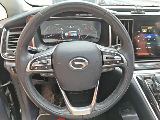 GAC Trumpchi M8 — Фото автомобиля 10