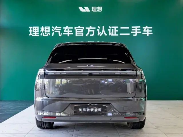 Li Auto L7 — Фото автомобиля 3
