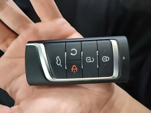 GAC Trumpchi M6 — Фото автомобиля 8