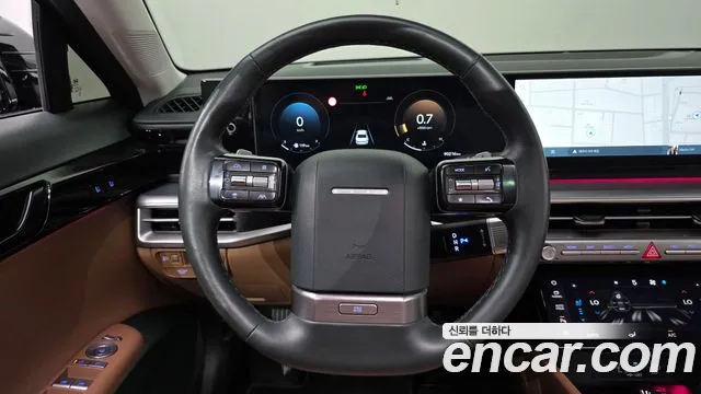 Hyundai Grandeur Grandeur (GN7) 2.5 Бензин 2WD — Фото автомобиля 13