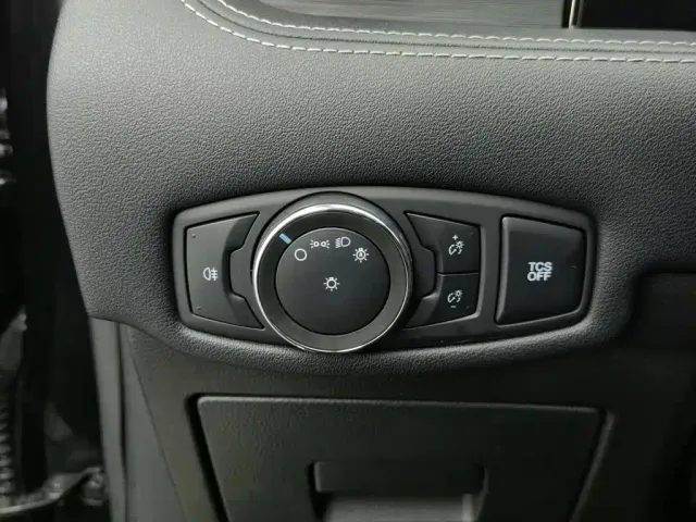 Ford Edge — Фото автомобиля 21