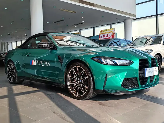 BMW M4 — Фото автомобиля 3