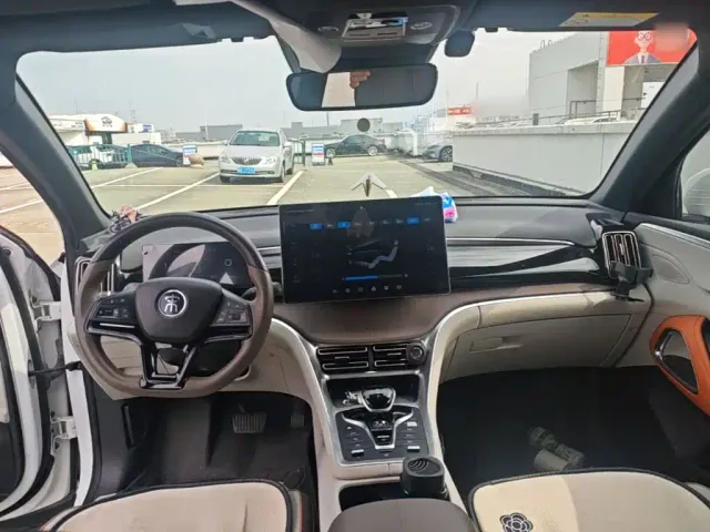 BYD Song Pro — Фото автомобиля 9