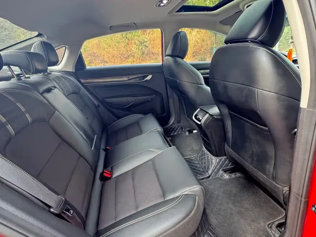Geely Binrui — Фото автомобиля 5