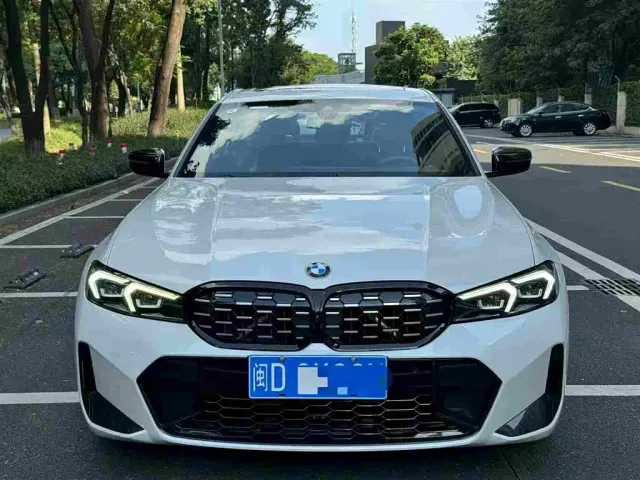 BMW 3 Series — Фото автомобиля 3
