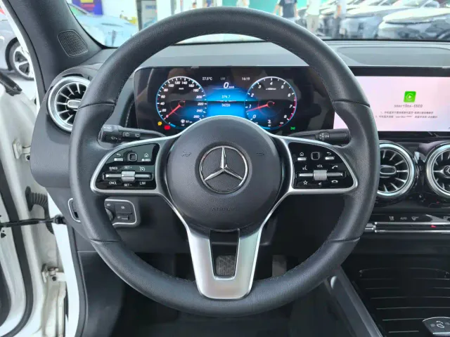 Mercedes-Benz GLB-Class — Фото автомобиля 8