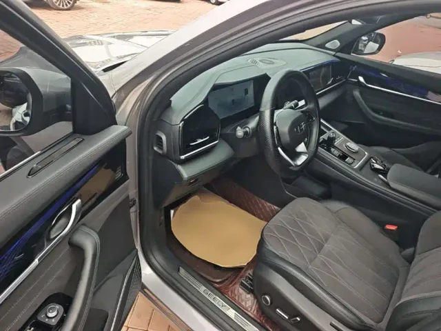 Geely Xingyue L — Фото автомобиля 15