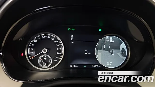 Genesis GV70 — Фото автомобиля 11