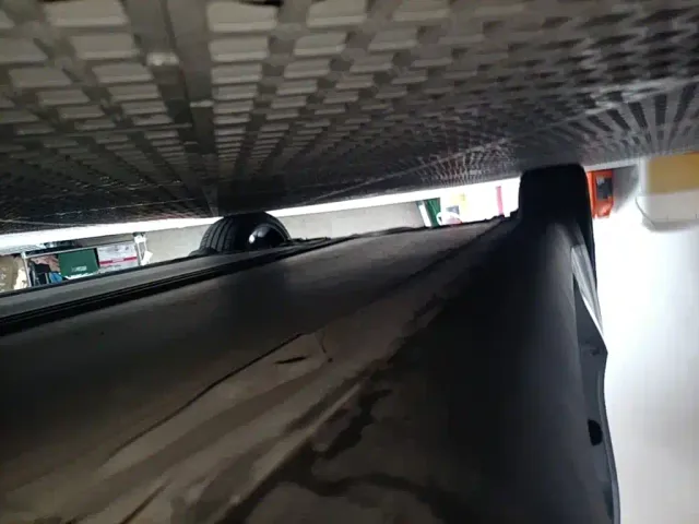 Tesla Model Y — Фото автомобиля 20
