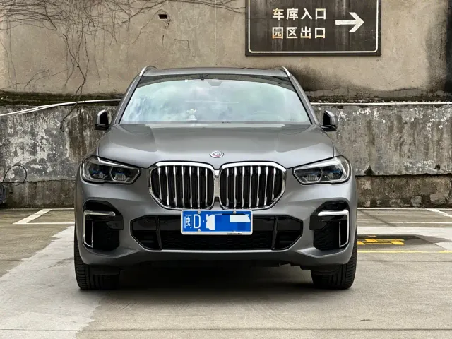 BMW X5 — Фото автомобиля 6
