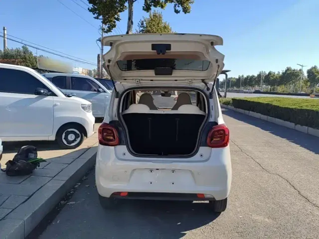 Wuling Hongguang Mini EV — Фото автомобиля 18