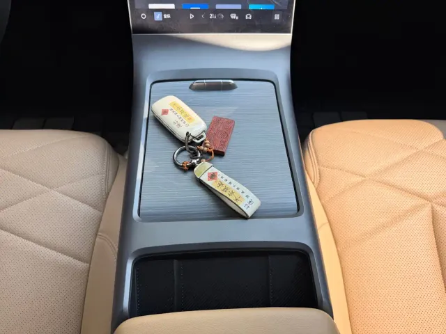 Geely Galaxy L6 — Фото автомобиля 12