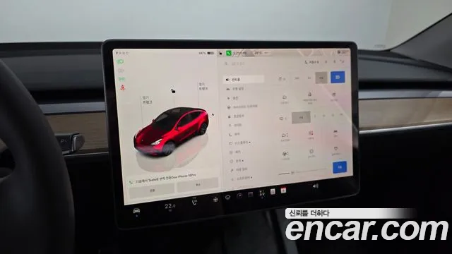 Tesla Model Y — Фото автомобиля 23