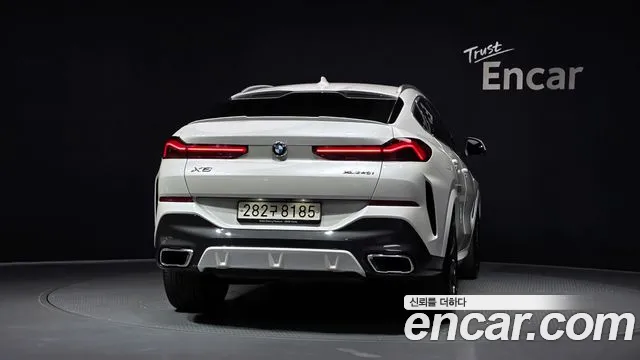 BMW X6 xDrive40i M Sport — Фото автомобиля 4
