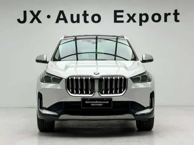 BMW X1 — Фото автомобиля 2
