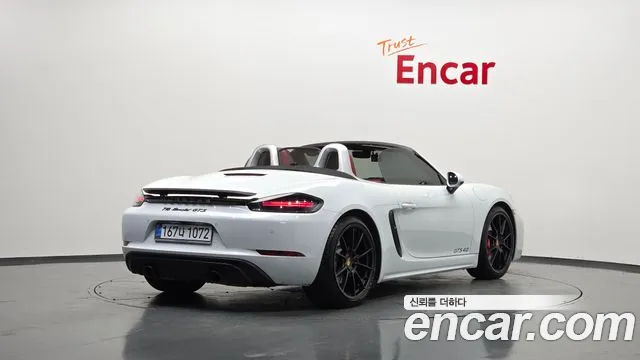 Porsche 718 — Фото автомобиля 2