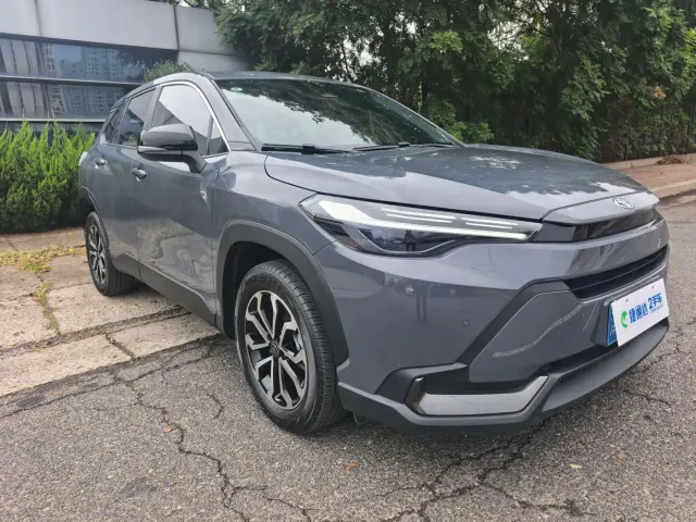 Toyota Frontlander — Фото автомобиля 8