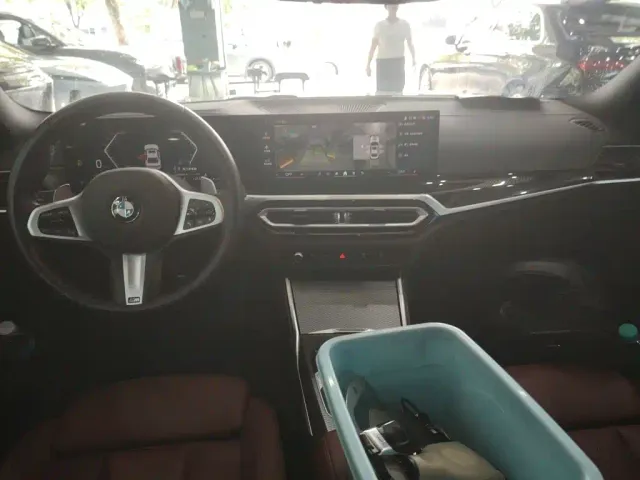 BMW 3 Series — Фото автомобиля 17