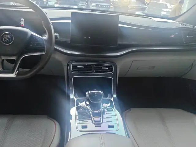 BYD Qin PLUS — Фото автомобиля 16