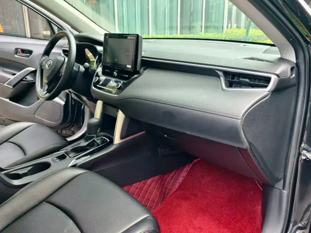 Toyota Corolla Cross — Фото автомобиля 29