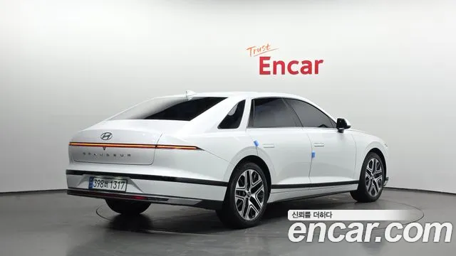 Hyundai Grandeur GN7 — Фото автомобиля 2