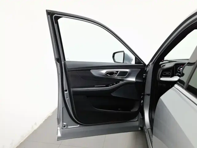 GAC Trumpchi GS8 — Фото автомобиля 8