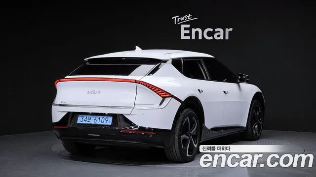 Kia EV6 Long Range — Фото автомобиля 2