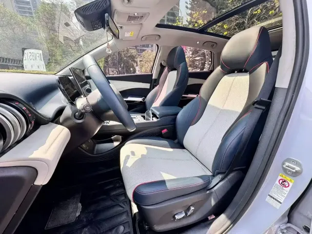 BYD Yuan PLUS — Фото автомобиля 8