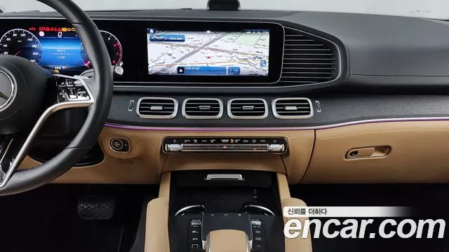 Mercedes-Benz GLE-Class — Фото автомобиля 13
