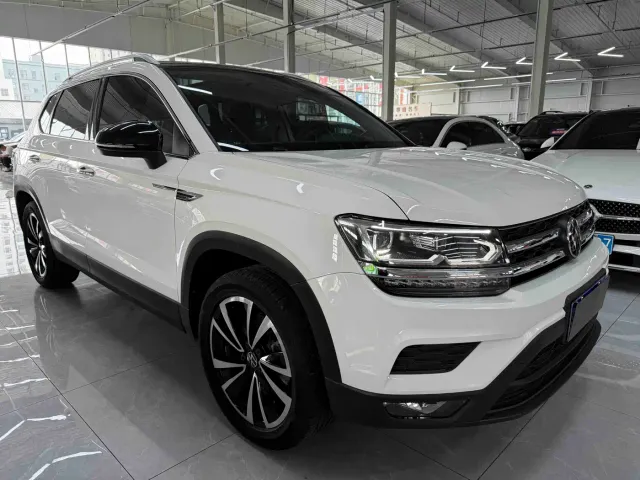 Volkswagen Tharu — Фото автомобиля 3