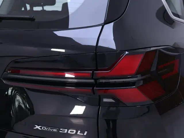 BMW X5 — Фото автомобиля 9