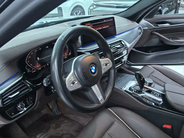 BMW 5 Series — Фото автомобиля 6