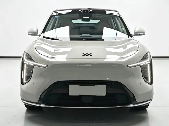 IM Motors LS6 — Фото автомобиля 2