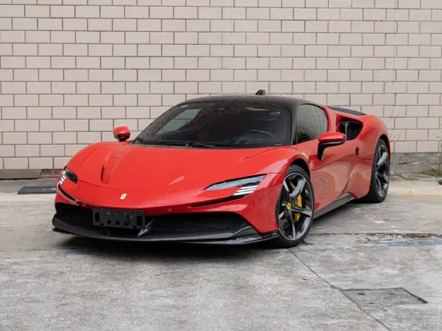 Фотография автомобиля — Ferrari SF90