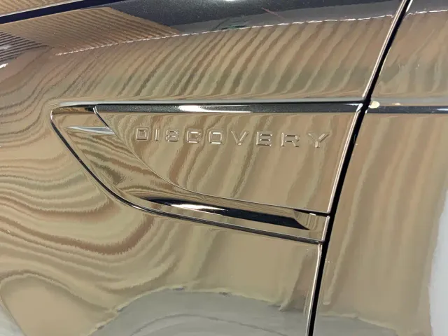 Land Rover Discovery — Фото автомобиля 7