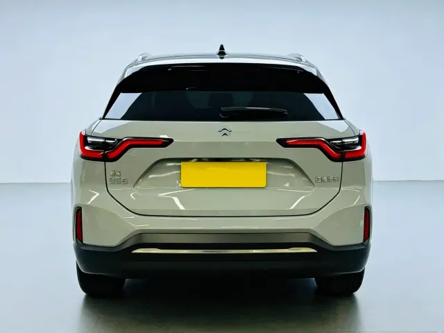 Nio ES6 — Фото автомобиля 5
