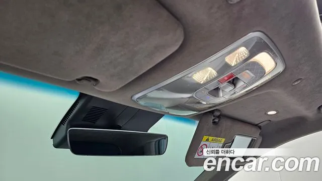 Genesis GV70 — Фото автомобиля 21