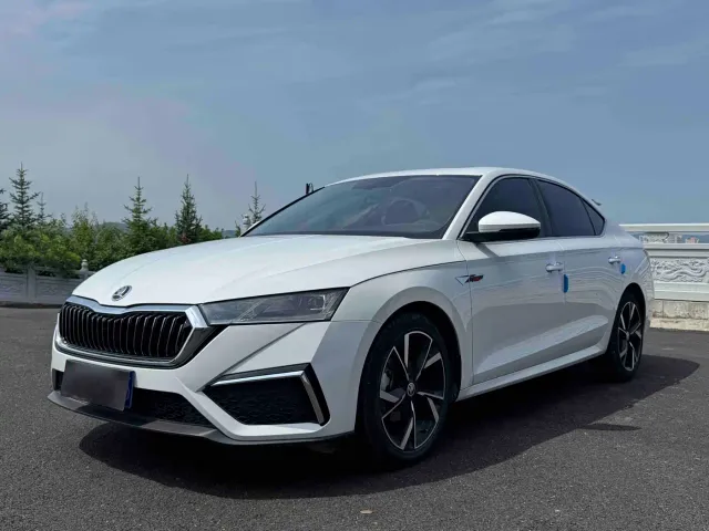 Фотография автомобиля — Skoda Octavia
